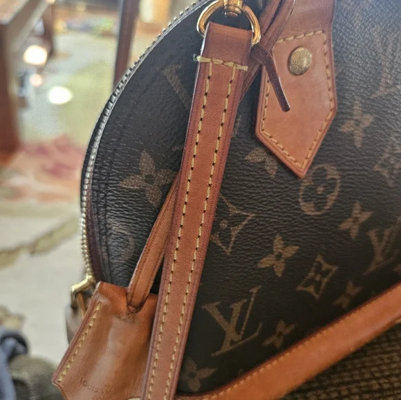 Louis Vuitton Alma BB Mini Crossbody Brown - Picture 8 of 9